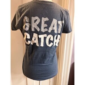 New York Yankees MLB Women's V-Neck Great Catch Shirt Size M